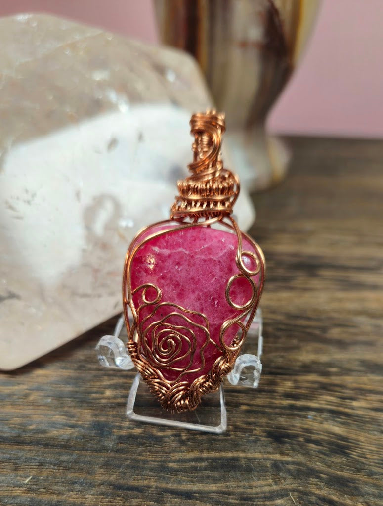 Dolly Pendant