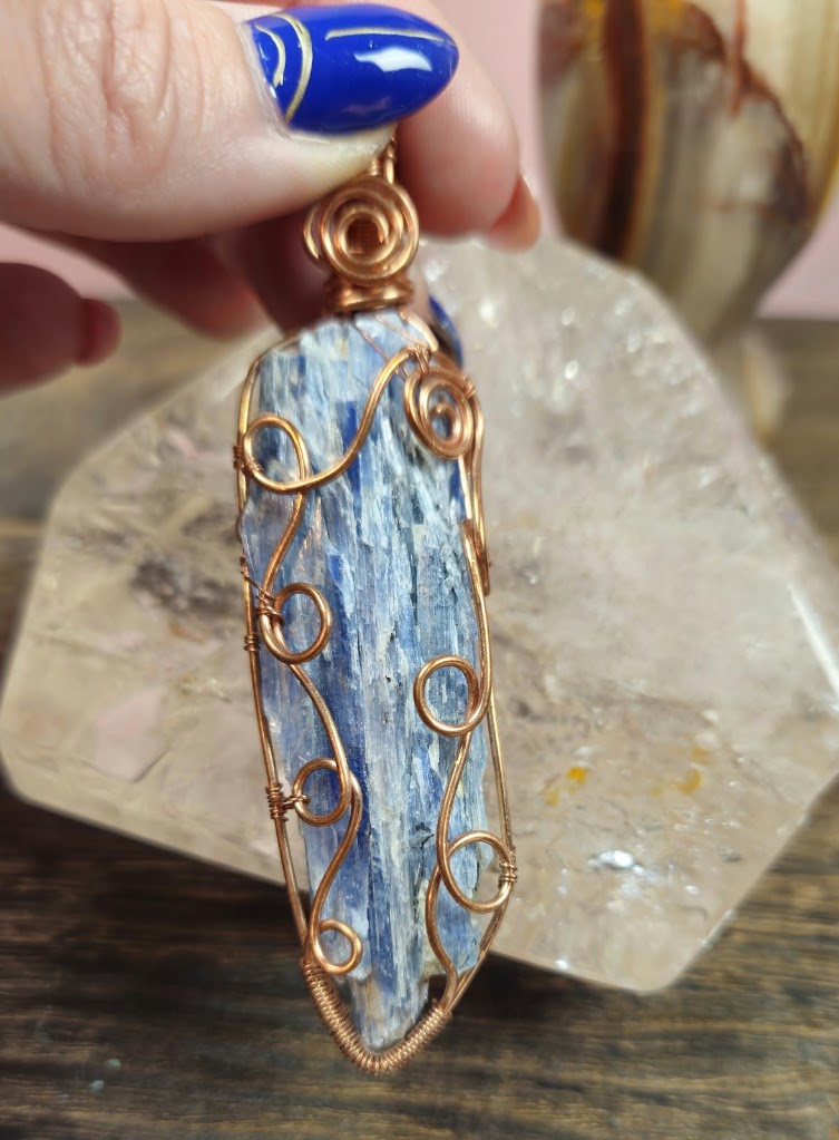 XL Raw Blue Kyanite