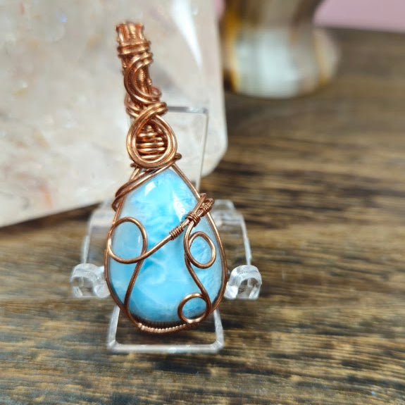 Larimar Free Form style